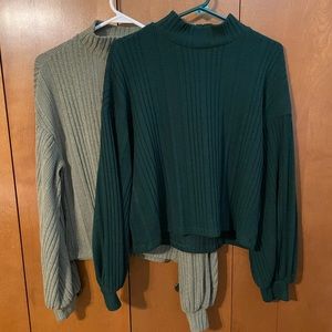 BUNDLE mock neck Sweaters small
